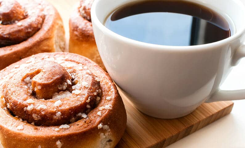 Kaffe och kanelbullar i Stockholm