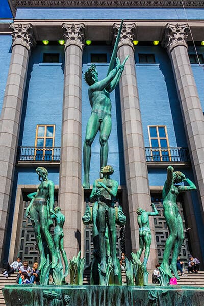 Orfeusgruppen utanför Stockholms konserthus