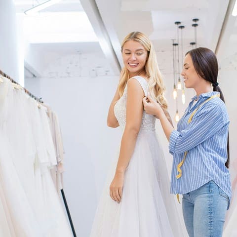 Köpa bröllopsklänning i Stockholm: Guiden till stans bästa butiker